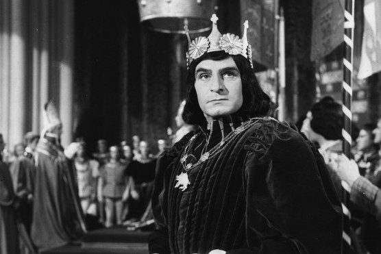 Laurence Olivier plays Richard III in the 1955 film adaptation of Shakespeare's play. In it, the controversial monarch is damned as everything from a "bottled spider" and "lump of foul deformity" to a "poisonous bunch-backed toad". (Picture Post/Hulton Archive/Getty Images)