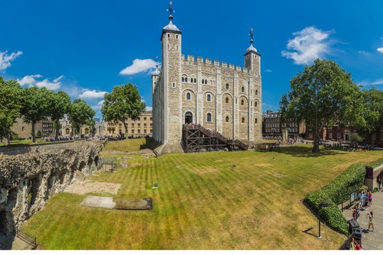 The White Tower, one of the oldest parts of the Tower of London complex, was built by William the Conqueror. (Getty Images)