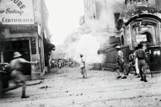 Police disperse a mob attacking a Hindu temple in Calcutta (now Kolkata) during the violence of Direct Action Day, 1946